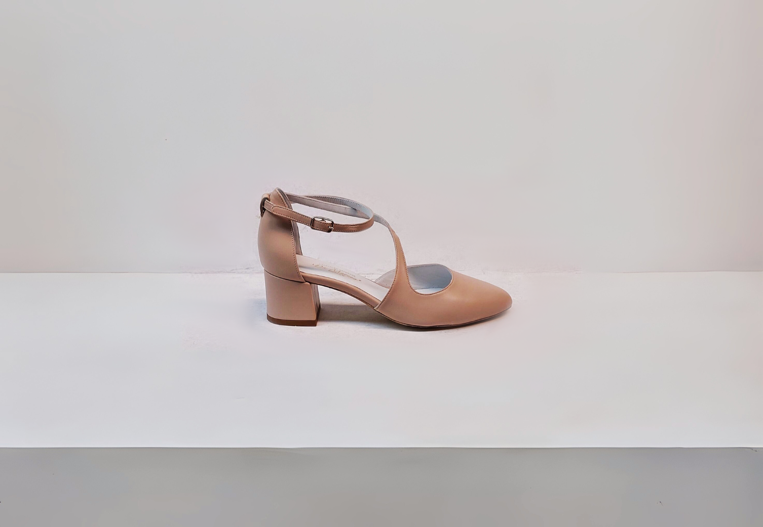 scarpe da marceo ridimensionate (4)